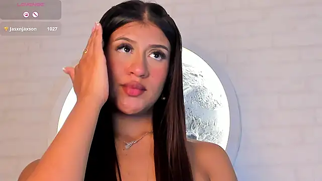 Snapshot of Elise_Diamond chatting on 02.25.25 Elise Diamond online show from 02.25.25