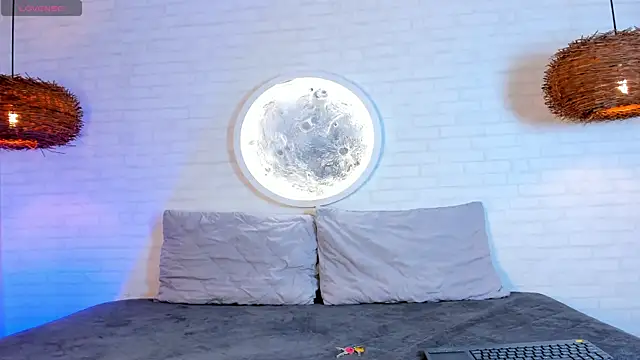 Snapshot of Elise_Diamond chatting on 09.16.25 Elise Diamond online show from 09.16.25