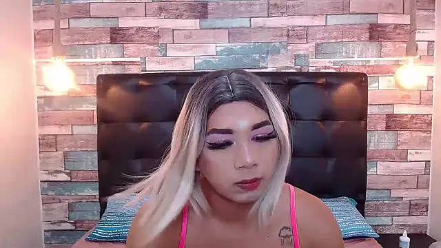 Snapshot of Antonela_Connors chatting on 09.19.25 Antonela Connors online show from 09.19.25