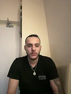 Snapshot of Alexandrupgixx chatting on 12.25.24 Alexandrupgixx online show from 12.25.24