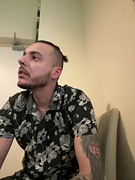Snapshot of Alexandrupgixx chatting on 12.27.24 Alexandrupgixx online show from 12.27.24