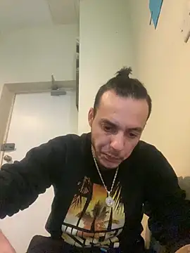 Snapshot of Alexandrupgixx chatting on 01.24.25 Alexandrupgixx online show from 01.24.25