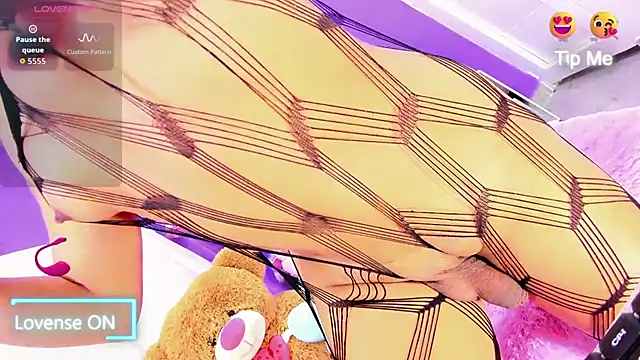 Snapshot of Catt_Alexxa chatting on 11.07.25 Catt Alexxa online show from 11.07.25