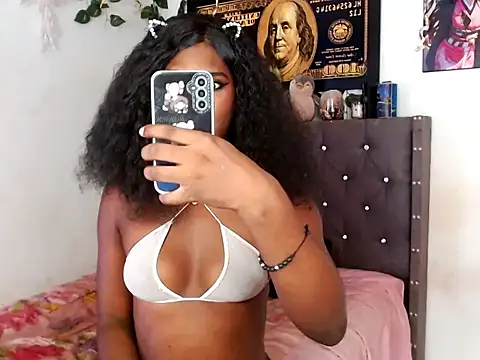 Snapshot of stefanny_hot03 chatting on 10.30.25 stefanny hot03 online show from 10.30.25