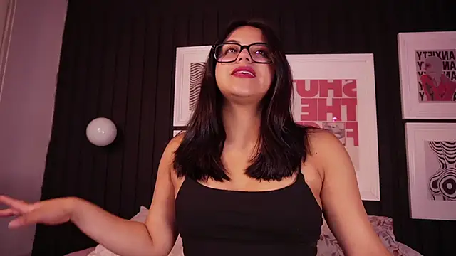 Snapshot of Sophia_wilsonn_ chatting on 02.21.26 Sophia wilsonn online show from 02.21.26