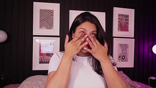 Snapshot of Sophia_wilsonn_ chatting on 02.26.26 Sophia wilsonn online show from 02.26.26