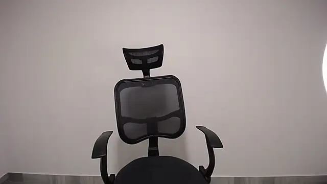 present the magic online show from 12.09.24