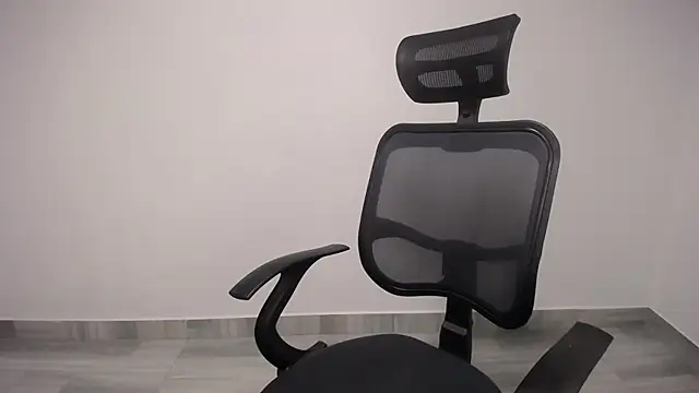 present the magic online show from 03.05.25