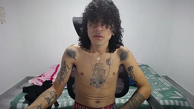 present the magic online show from 10.05.25