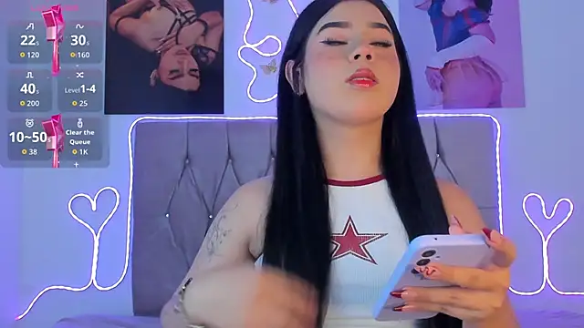 Snapshot of Ashley_piinkk_ chatting on 04.29.26 Ashley piinkk online show from 04.29.26