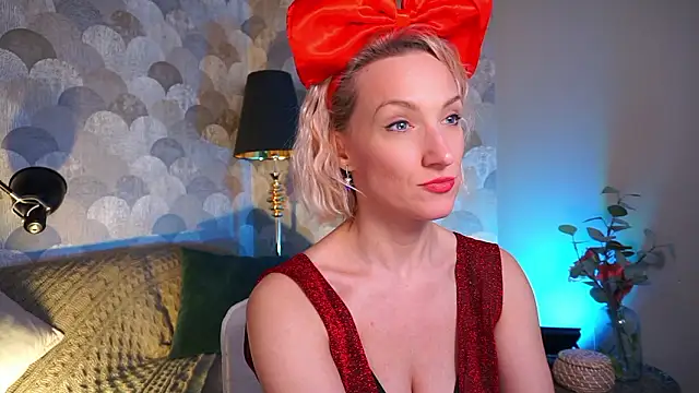 UmaTruewoman online show from 12.03.24