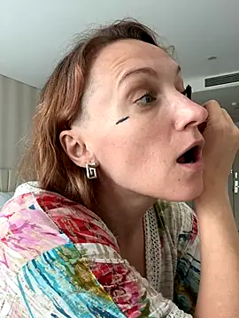 UmaTruewoman online show from 12.03.25