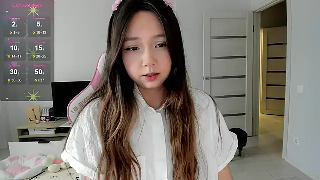 Snapshot of Fluffy_Rose chatting on 05.07.26 Fluffy Rose online show from 05.07.26