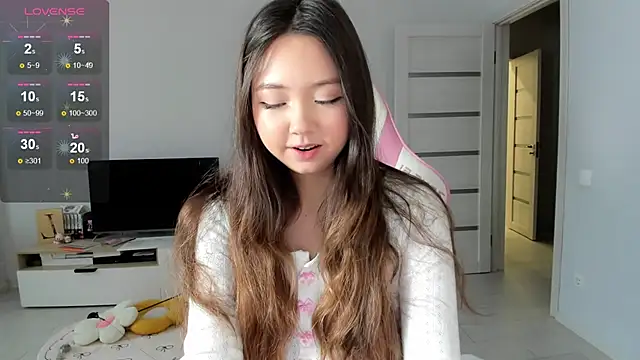 Fluffy Rose online show from 07.19.26