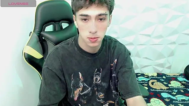 Snapshot of Jake_tripp chatting on 01.03.25 Jake tripp online show from 01.03.25