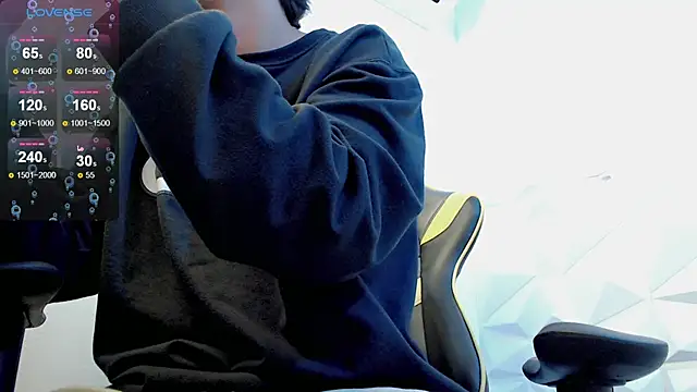 Snapshot of Jake_tripp chatting on 02.11.25 Jake tripp online show from 02.11.25