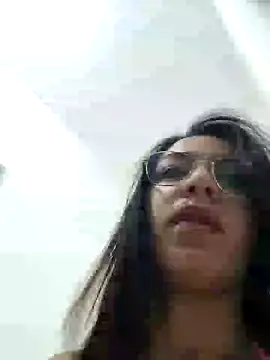 LuluzYPiero online show from 12.03.24