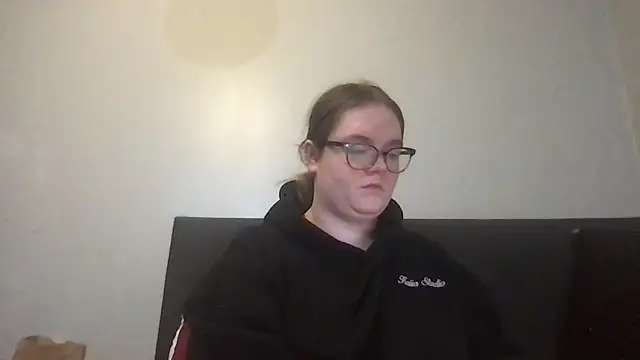 honeyyy24 online show from 11.20.25