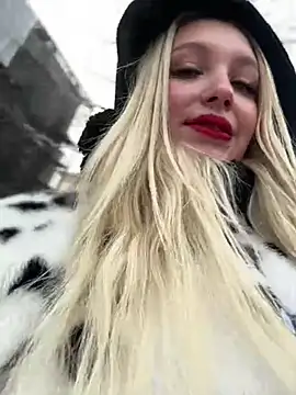 Milkyy wway online show from 02.14.25