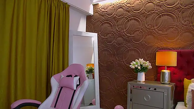 IrisMonn online show from 02.13.25