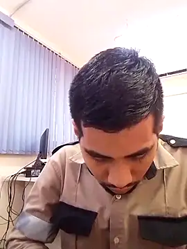 Snapshot of EnriquePersian197 chatting on 02.27.25 EnriquePersian197 online show from 02.27.25