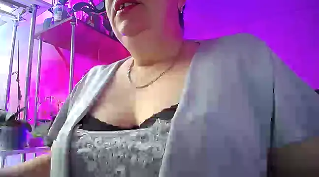  Sweet Woman online show from 02.19.25