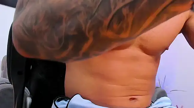 OwenMaximus814 online show from 12.04.24