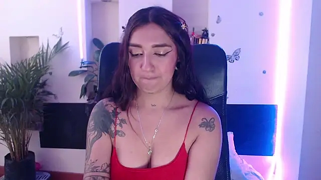 Lia-mitch online show from 02.24.25