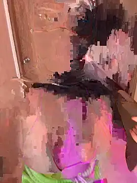 Snapshot of amaal_ chatting on 09.16.25 amaal online show from 09.16.25