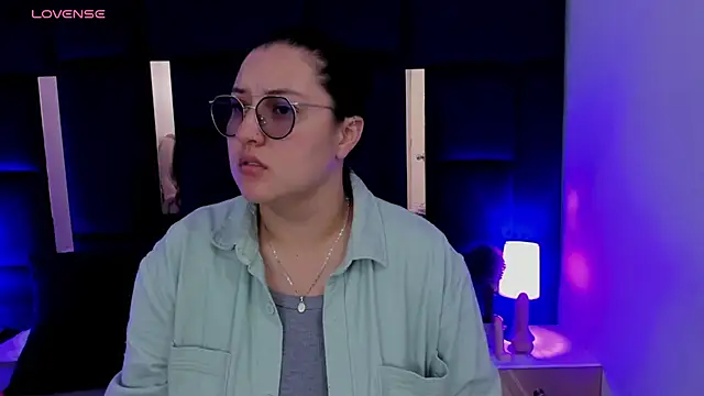 rebecaandpamela online show from 12.21.24