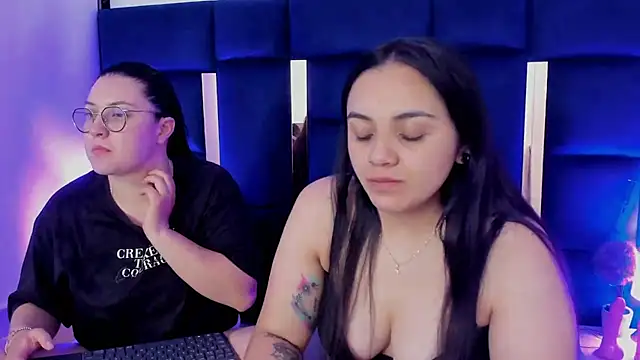 rebecaandpamela online show from 01.15.25