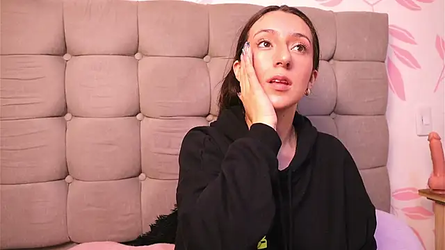 Sweet Sammy  online show from 11.04.25