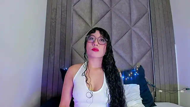 BriaConner  online show from 02.10.25