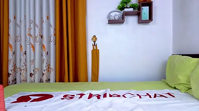 Snapshot of Sl_nishi chatting on 10.15.25 Sl nishi online show from 10.15.25