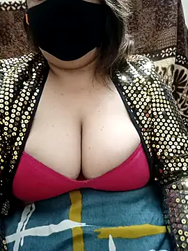 Naughty-Trisha online show from 02.13.25