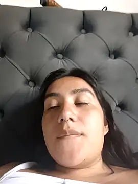 Hellen Alex online show from 01.12.25