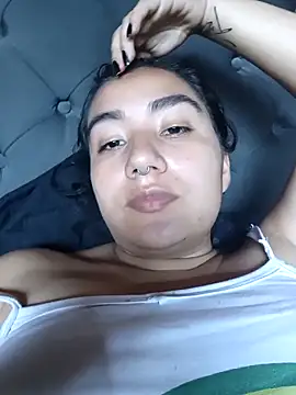 Hellen Alex online show from 10.19.25