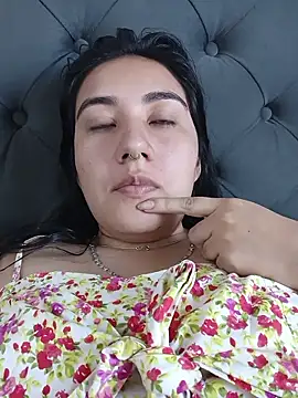 Hellen Alex online show from 01.17.26