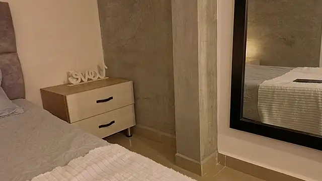 Emma gatess online show from 03.13.26