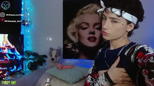 maxiy 001 online show from 02.01.26