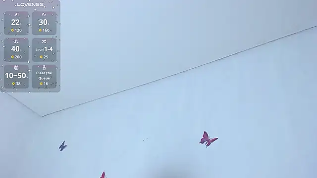 Snapshot of helen_kinett chatting on 02.25.26 helen kinett online show from 02.25.26