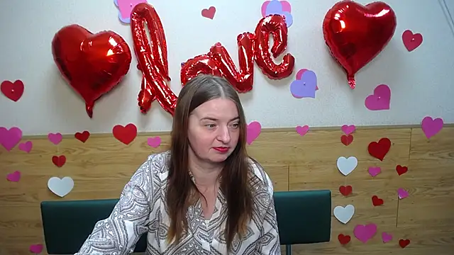 Snapshot of FreyaDak chatting on 02.23.25 FreyaDak online show from 02.23.25