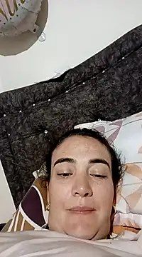 Snapshot of skayhot_ chatting on 12.24.24 skayhot online show from 12.24.24