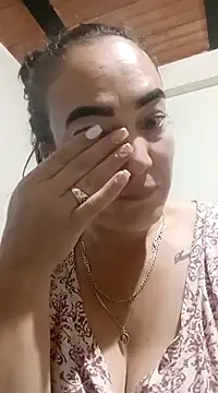 Snapshot of skayhot_ chatting on 01.23.25 skayhot online show from 01.23.25