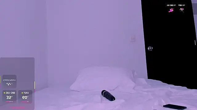 Mia Gothzx online show from 03.15.25