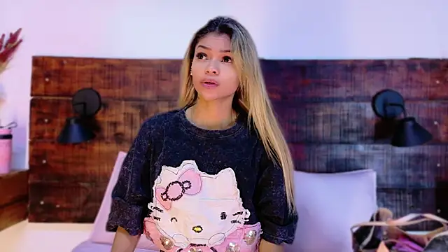 Snapshot of Celeste_sanz chatting on 02.24.26 Celeste sanz online show from 02.24.26