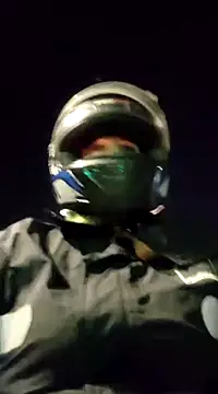 Snapshot of Edged_Hot69 chatting on 03.04.25 Edged Hot69 online show from 03.04.25