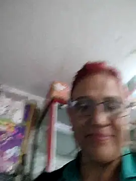 Snapshot of Edged_Hot69 chatting on 03.04.25 Edged Hot69 online show from 03.04.25