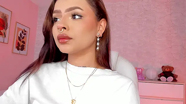 Snapshot of DahianaWalcott chatting on 01.13.25 DahianaWalcott online show from 01.13.25