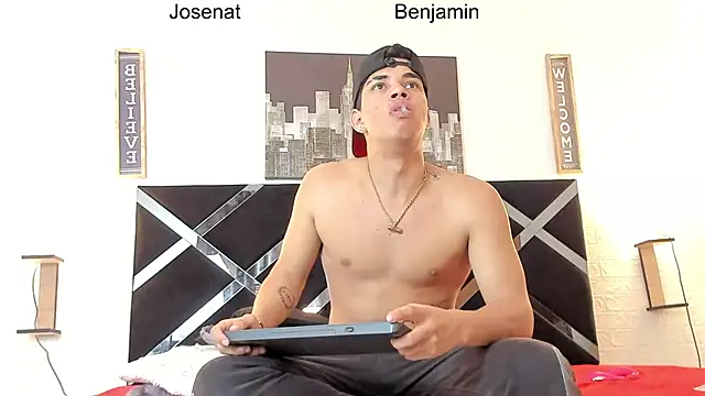 toyboys1 online show from 02.12.26